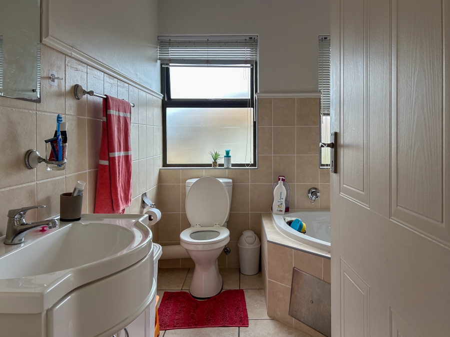 3 Bedroom Property for Sale in Langebaan Country Estate Western Cape